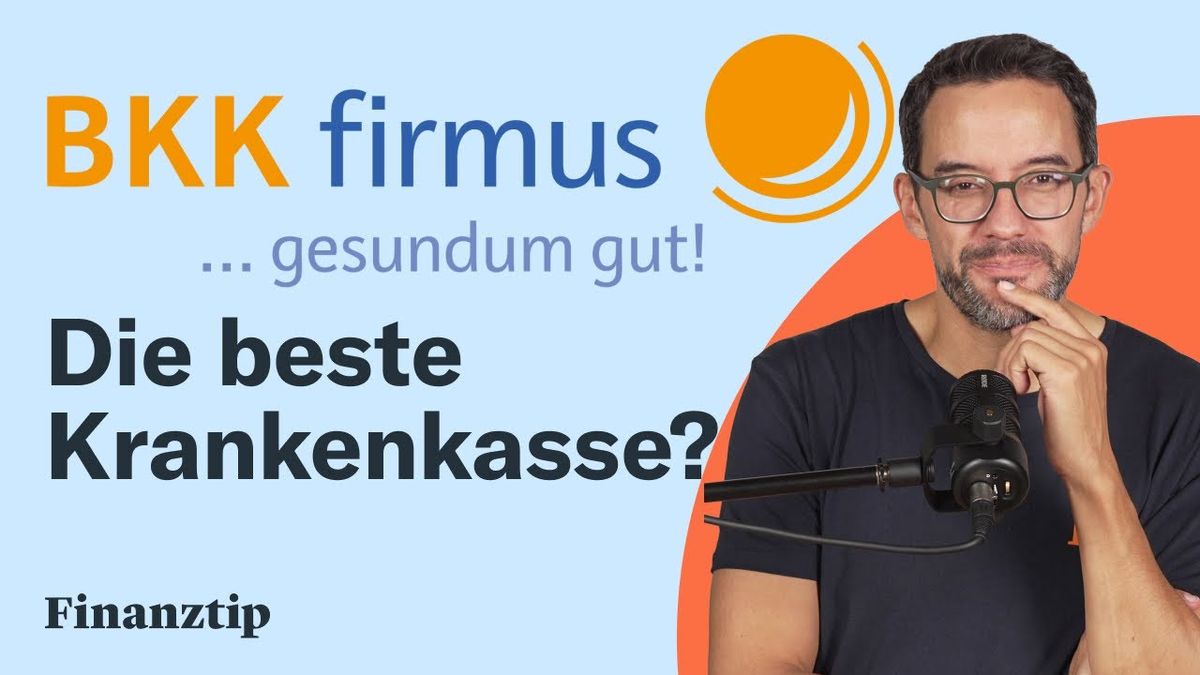 Vorschaubild des Videos "BKK firmus: Günstigste Krankenkasse Deutschlands – Wo ist der Haken?" vom Kanal Finanztip zeigt das Logo der BKK firmus und einen fragenden Mann mit einem Taschenrechner in der Hand.